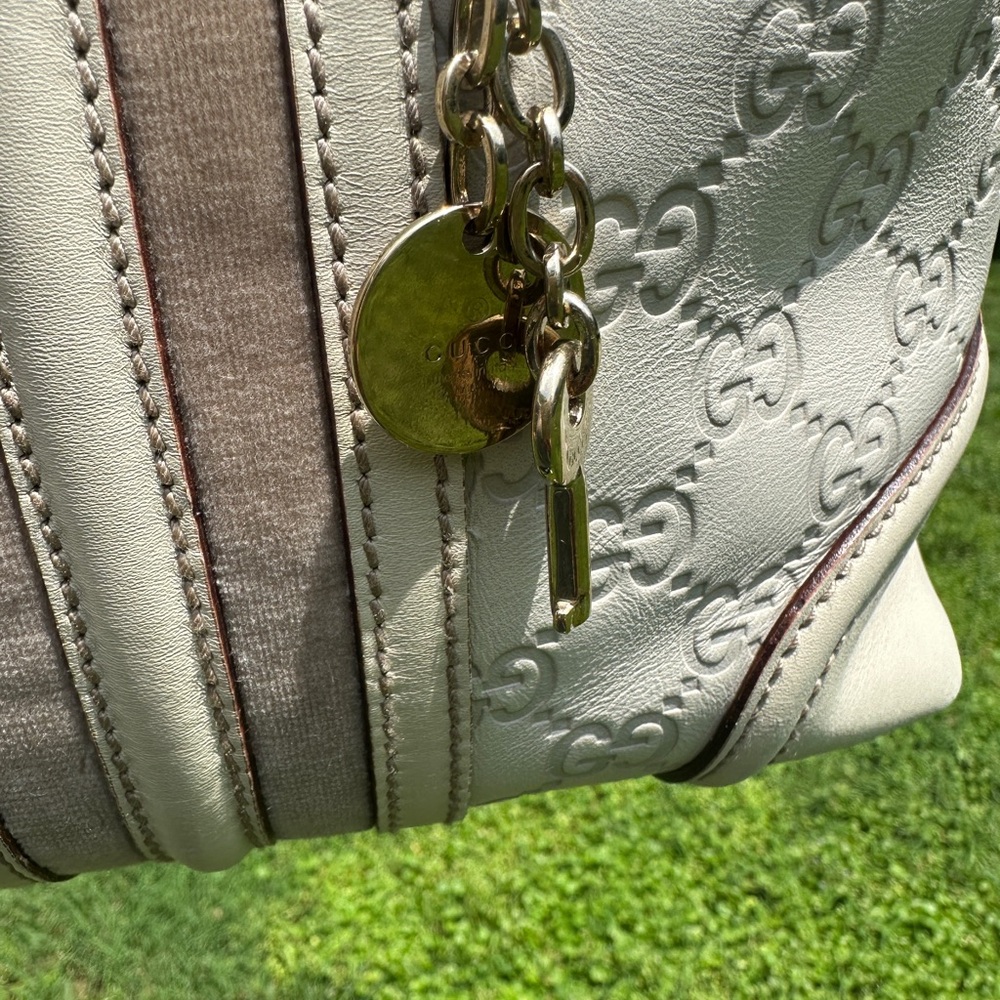 Gucci Leather Treasure Bag White and Beige w/ Key, charm, dusty & COA - Picture 6 of 17